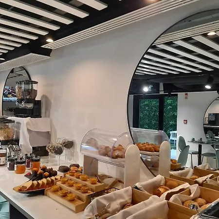 Hollywood By 4* Lisbon