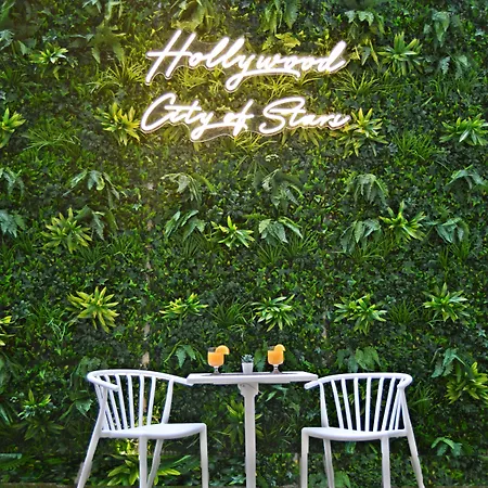 Hollywood By 4* Лісабон